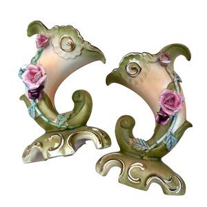 Set of 2 Vintage Beckwith China Porcelain Cornucopias Mantle Vases Roses Thorns